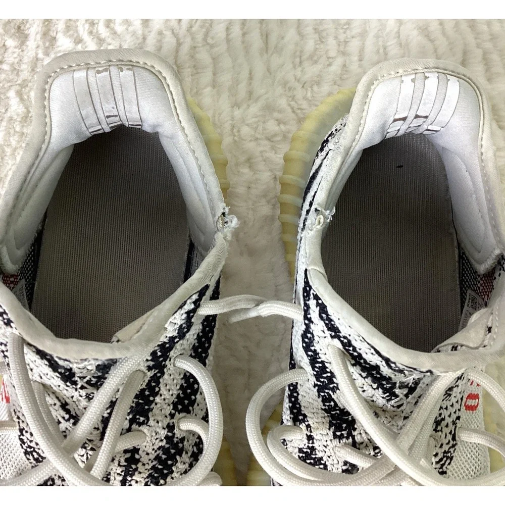 Adidas Yeezy Shoes V2 Boost 350 Men's Size 7 Low Zebra, Moderate Wear